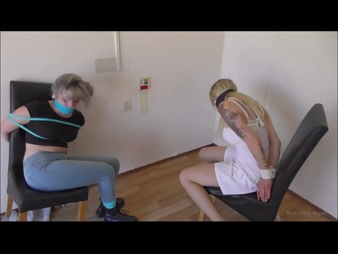 ❤️ Viciado / amarrado e amordaçado / donzela em apuros ❤ Porno real vídeo em pt.sexera.ru ❌️